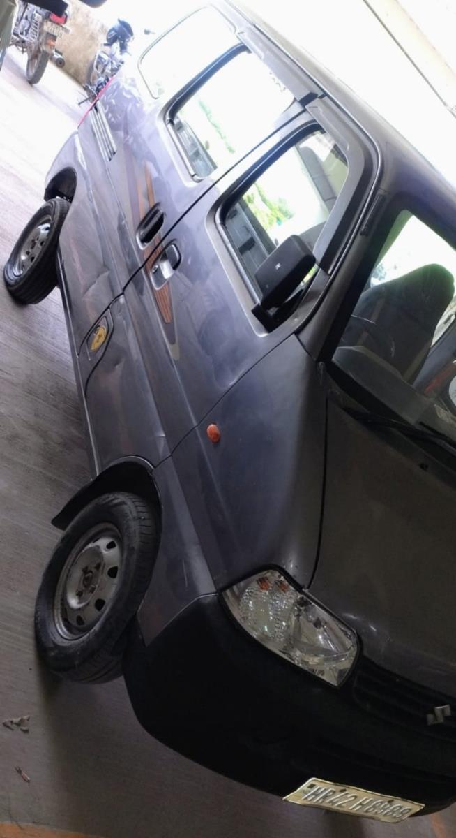 Maruti Suzuki Eeco image 2