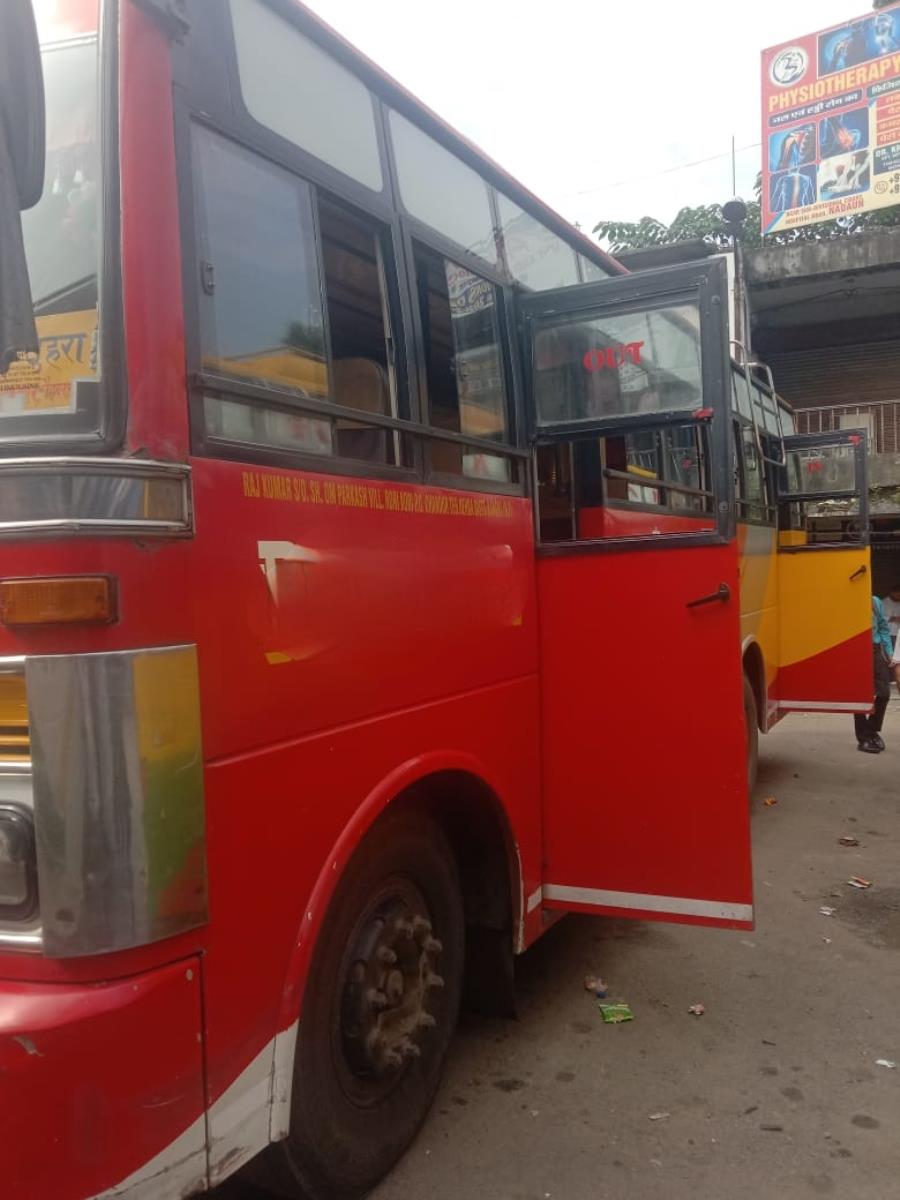 Tata LP 1515 image 2