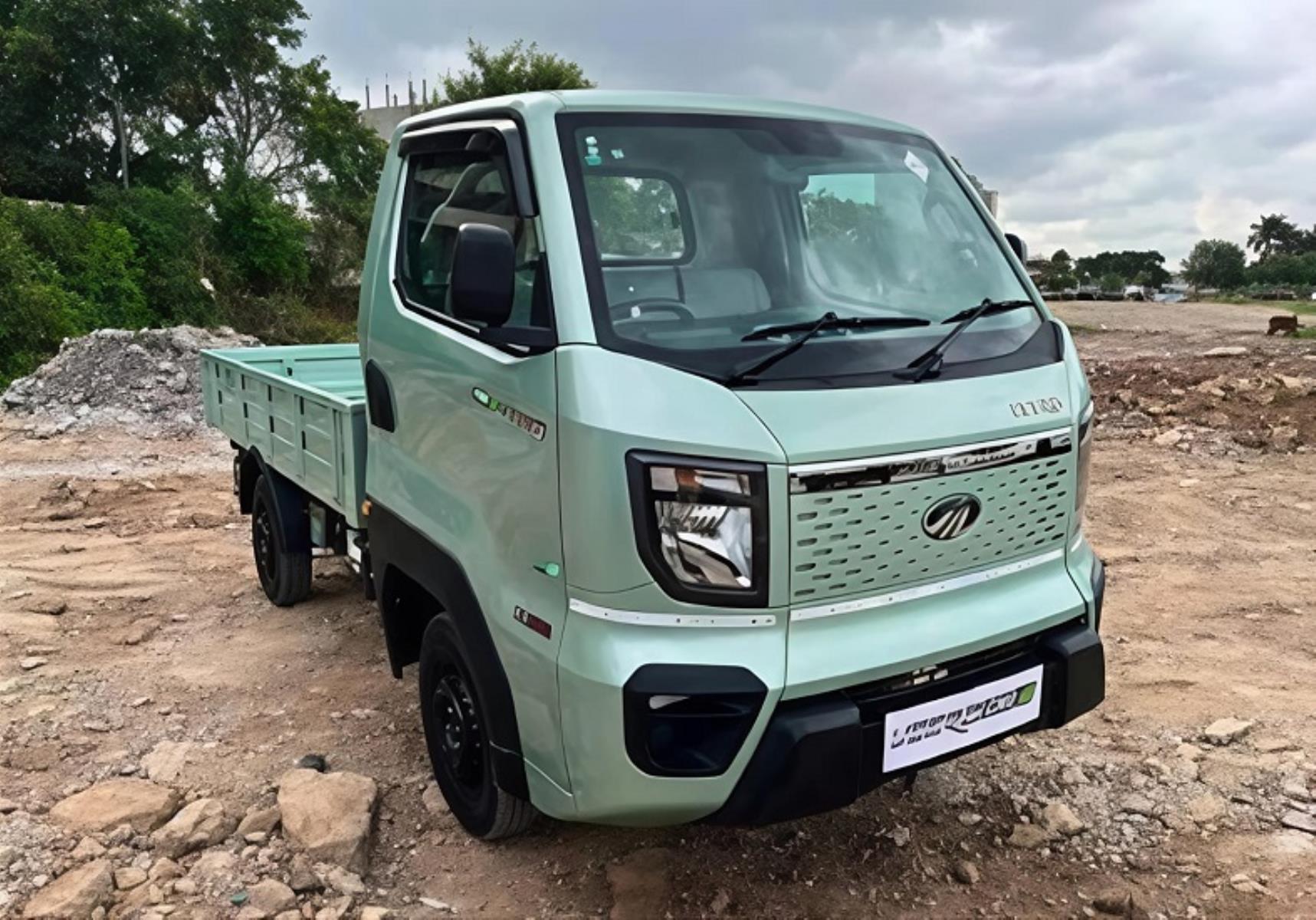 Mahindra Veero 1.1 XXL SD V4 CNG Small Vehicles