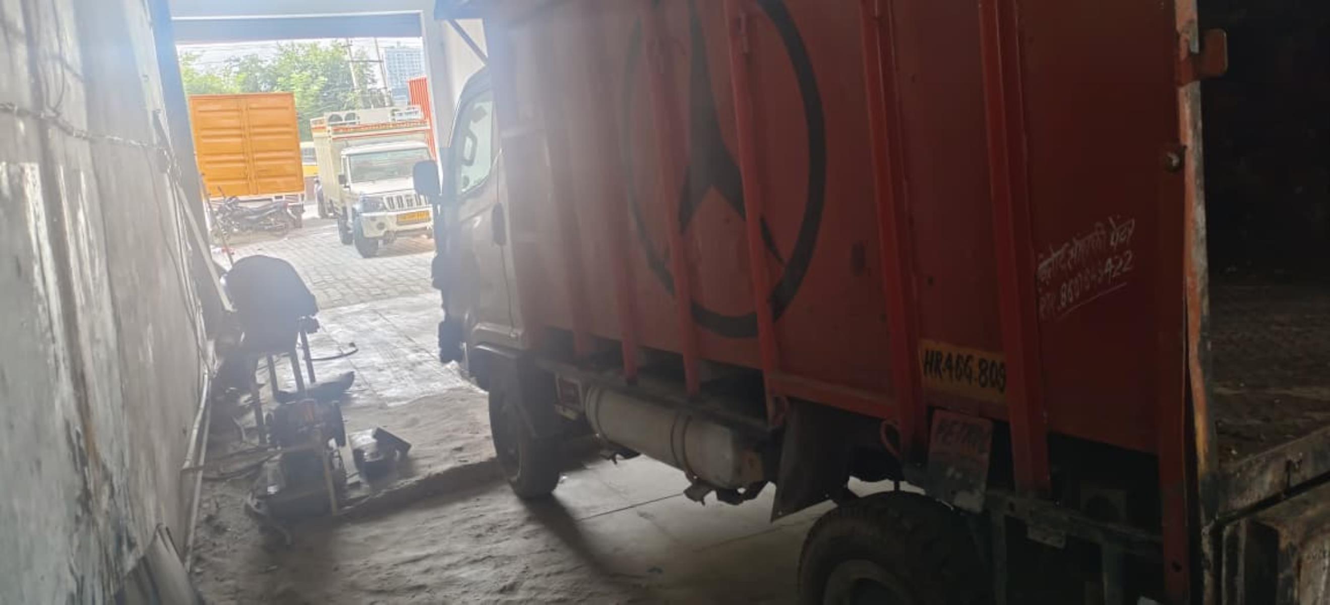 Tata Intra V20 image 4