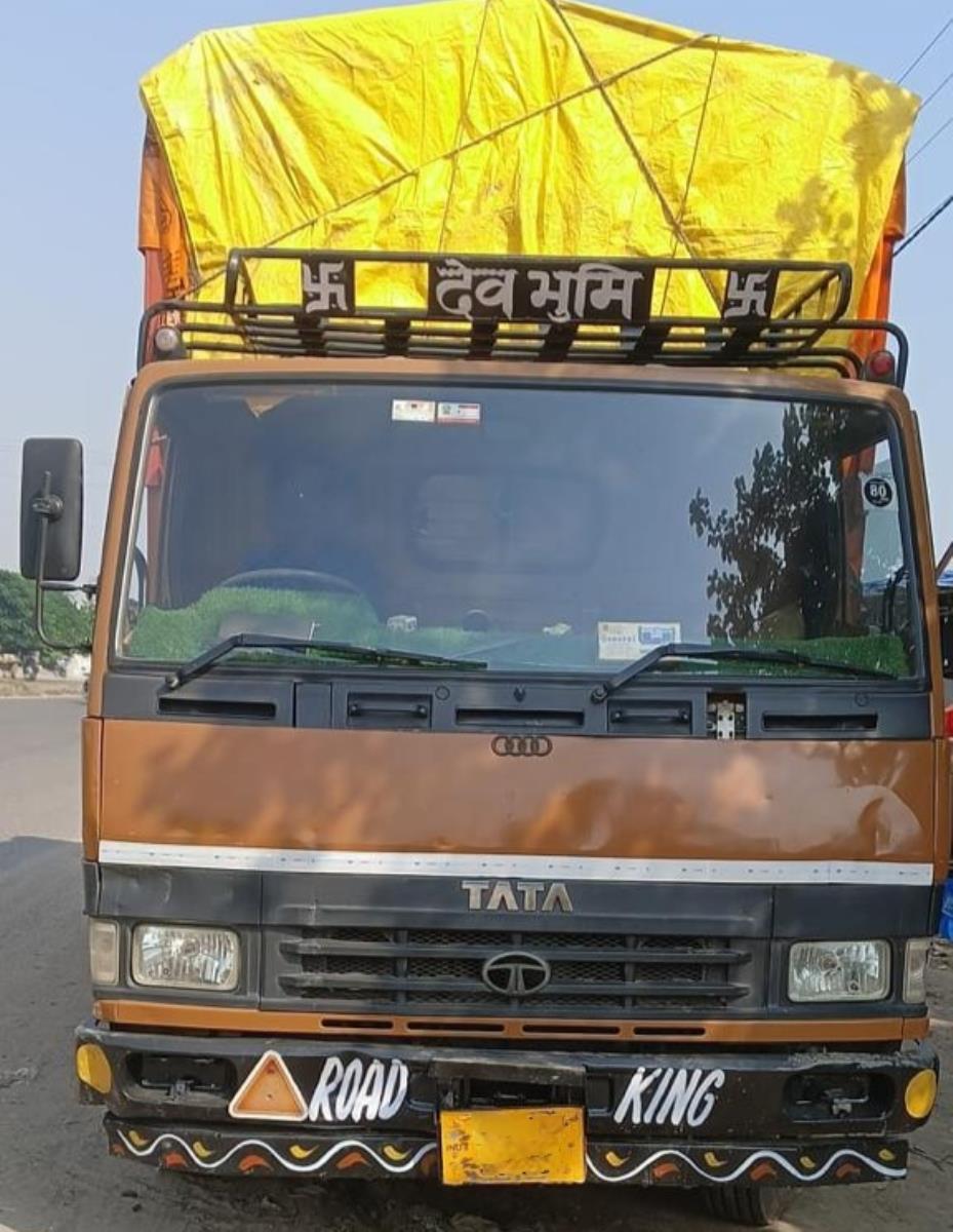 Tata 909