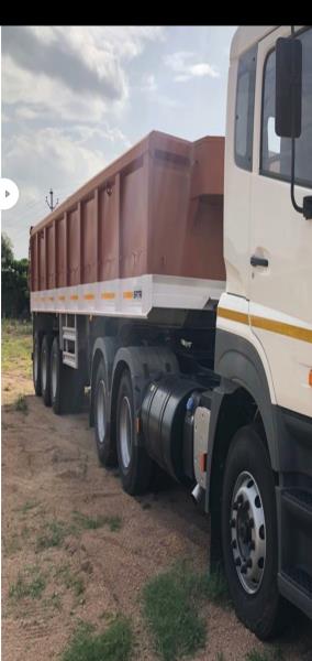 Eicher 8049