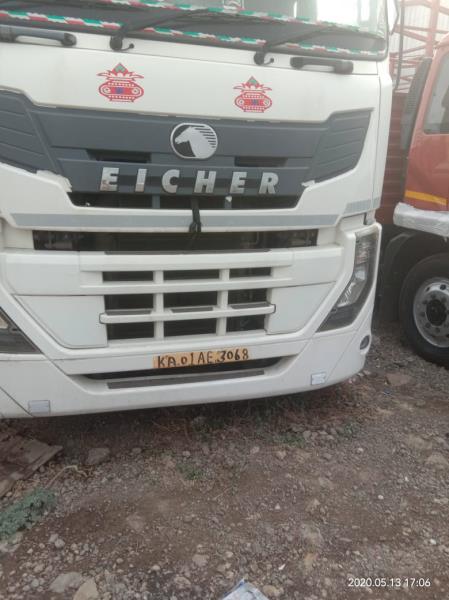 Eicher 8049