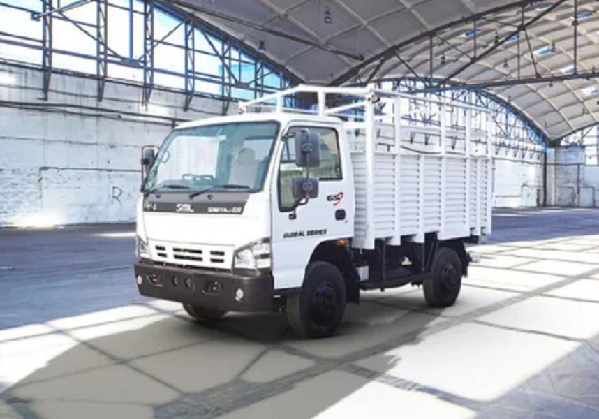 SML Isuzu Sartaj GS 5252 Trucks