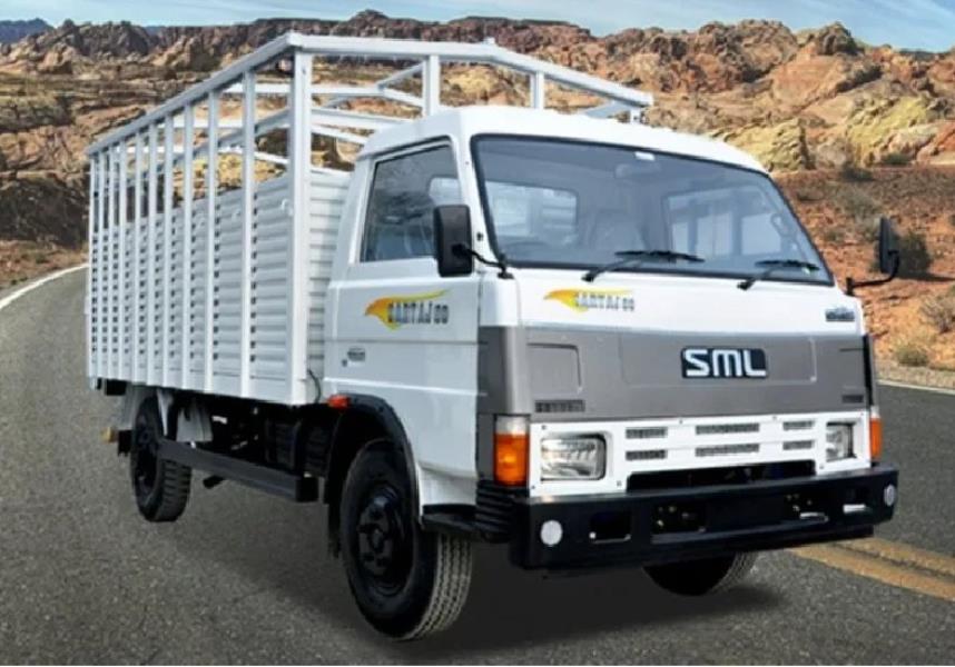 SML Isuzu Sartaj GS 59 Trucks