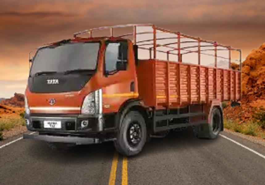 SML Isuzu Samrat GS 11.1T Trucks