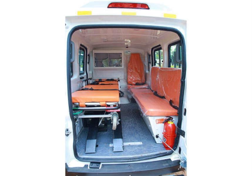 Tata Magic Express Ambulance Small Vehicles