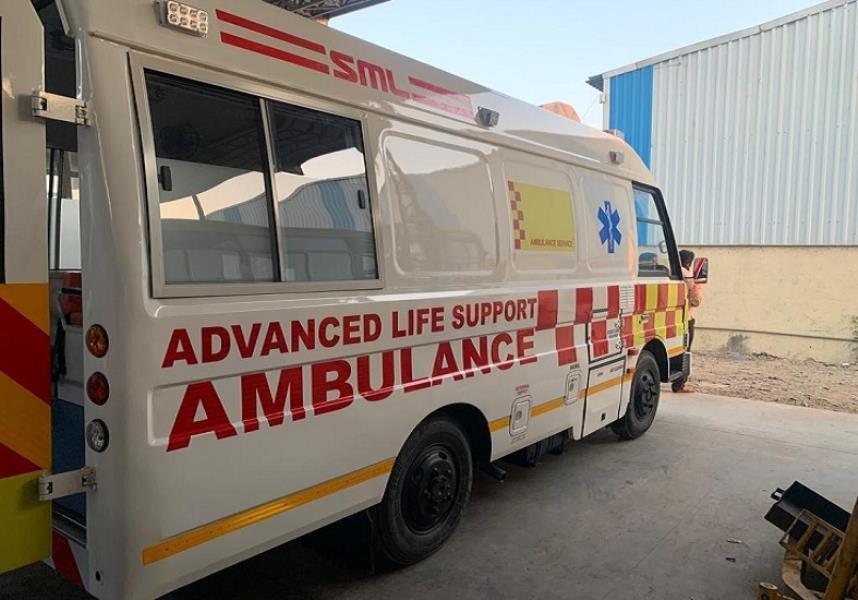 SML Isuzu C Type BLS Basic Life Support Ambulance Small Vehicles