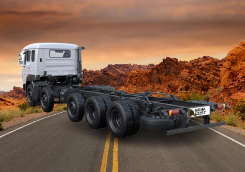 Tata Signa 4221.T Trucks