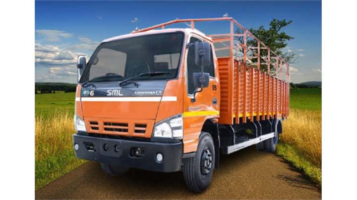 SML Isuzu Metro Trucks