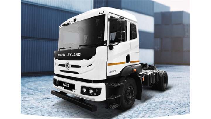 Ashok Leyland 4425 Tractor