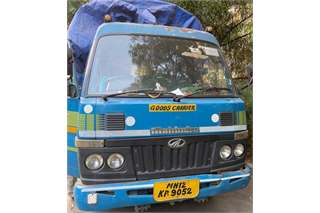 Mahindra Loadking