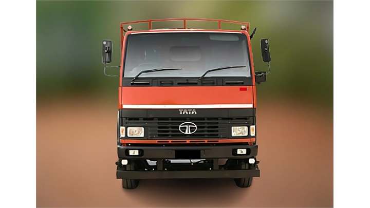 Tata 1616 LPT Sleeper Trucks