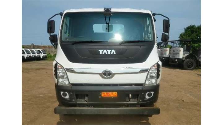 Tata Ultra 3525.T Trucks