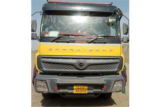 BharatBenz 3528