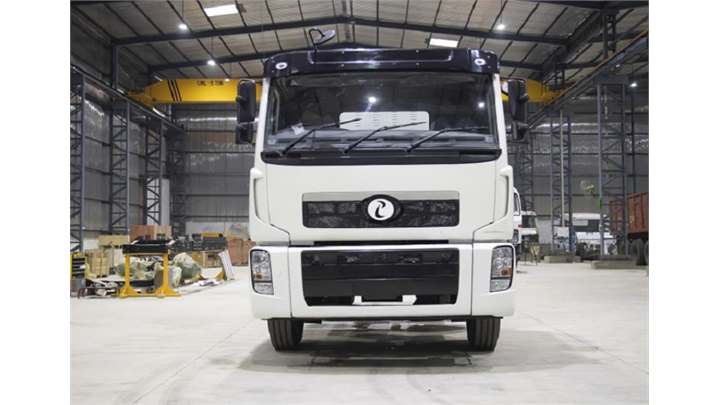 IPL 5536 - 4x2 Trucks