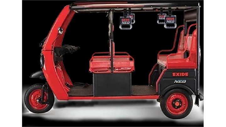 Run Toto Exide Neo 3 Wheeler