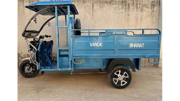Vande Bharat LDR 3 Wheeler
