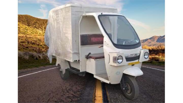 Vidhyut C1 Closed 3 Wheeler