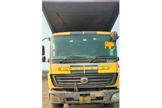 BharatBenz 3528