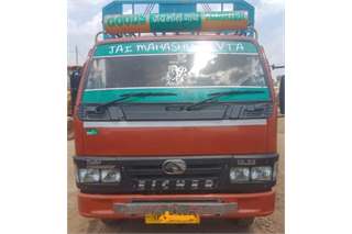 Eicher 1075
