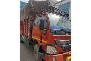 Eicher 1075