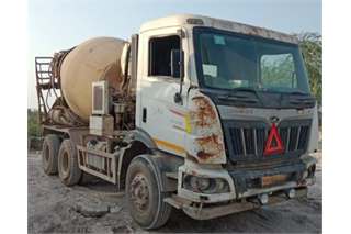 Mahindra Blazo 25