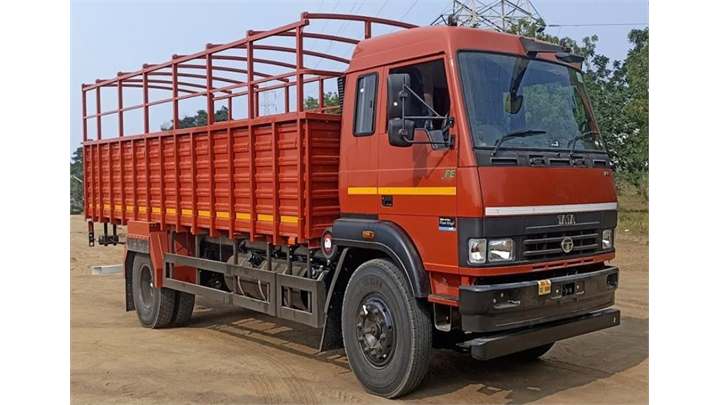 Tata 1912g LPT CNG Sleeper Truck