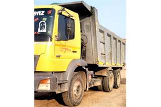 BharatBenz 2528C