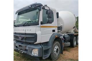 BharatBenz 2823R