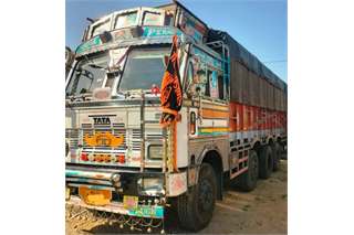 Tata 3518