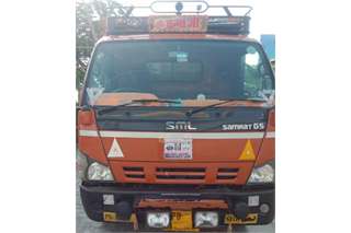 SML Isuzu Samrat