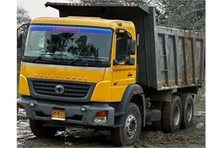BharatBenz 2523