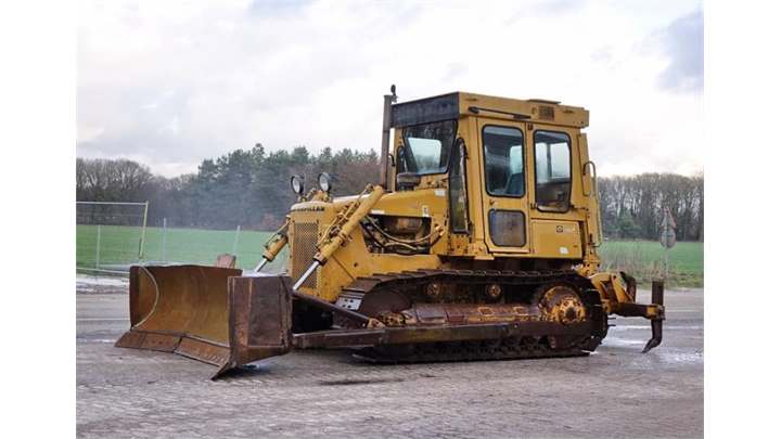 CAT D4E