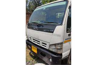 SML Isuzu Sartaj