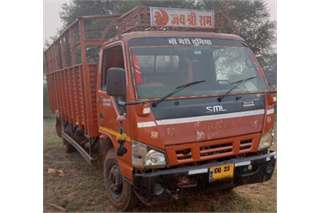 SML Isuzu Samrat