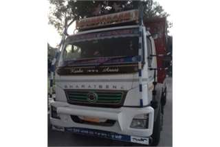 BharatBenz 1617