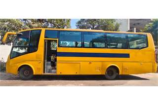 Tata LP 912