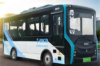 Eka 7M Bus