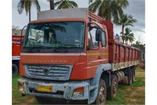 BharatBenz 3723