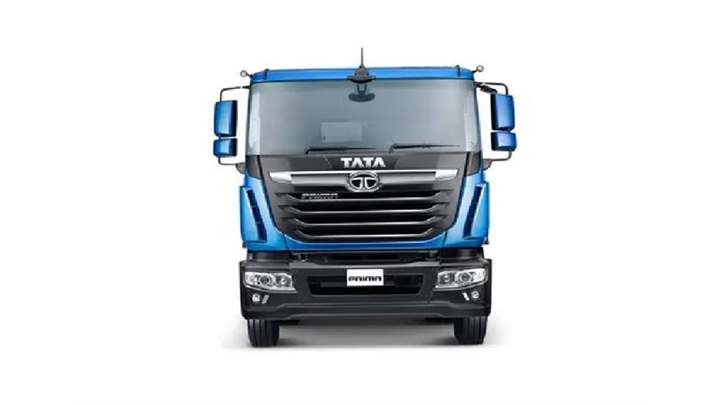 Tata Prima 5532.S 4x2 Tractor Trailer
