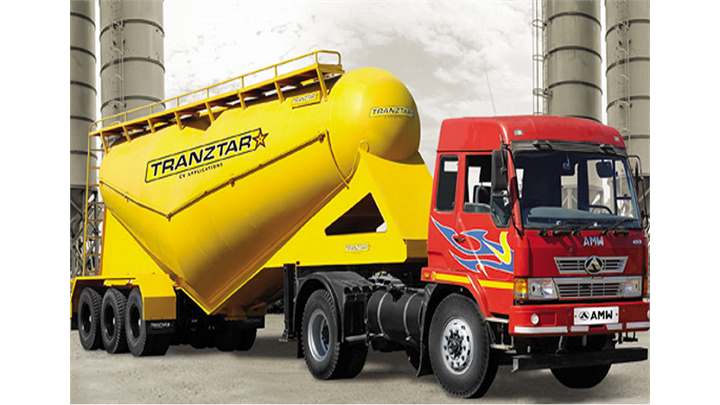 AMW 4018 TR Cab Tractor Trailer