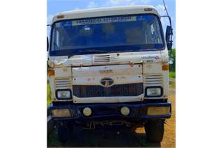 Tata 3718