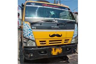 SML Isuzu Supreme