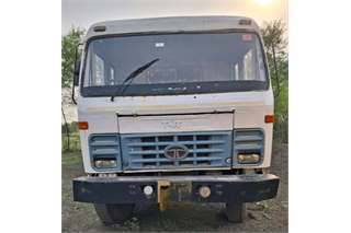 Tata 4018