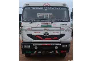 Tata 4923