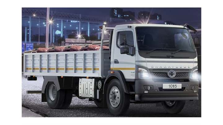 BharatBenz 1015R Trucks