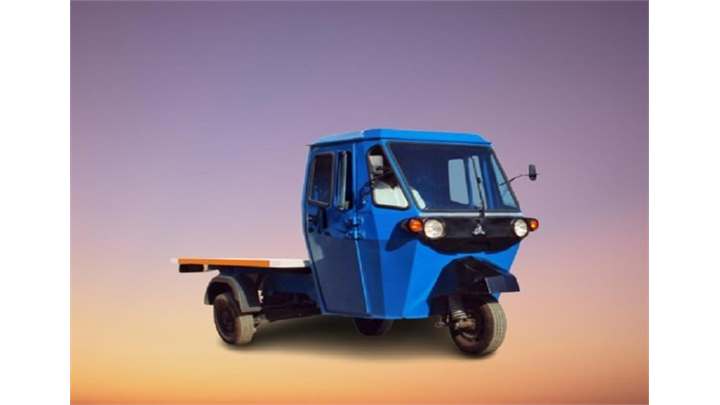 Astro Navya Flat Bed Auto