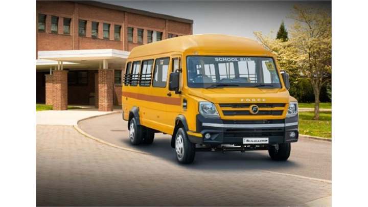 Force Traveller N School Wider 4020 : 24 / 30 /33 Seater Van