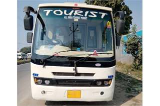 Tata LP 712